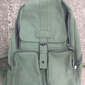 Very cute green Backpack 😍😍